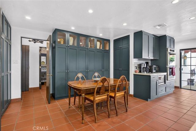 4631 Ladera, Riverside, CA 92501