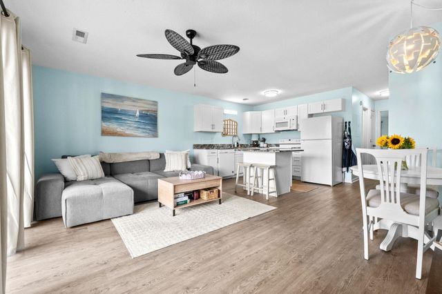 1880 Colony Dr Apt 12G, Surfside Beach, SC 29575