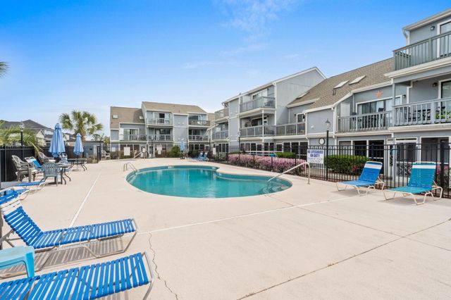 1880 Colony Dr Apt 12G, Surfside Beach, SC 29575