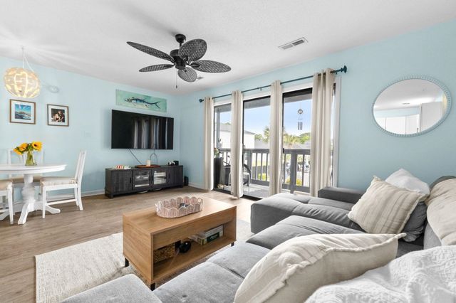 1880 Colony Dr Apt 12G, Surfside Beach, SC 29575