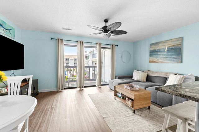 1880 Colony Dr Apt 12G, Surfside Beach, SC 29575