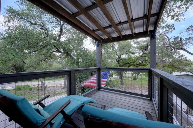 1067 FULLER DR, Canyon Lake, TX 78133