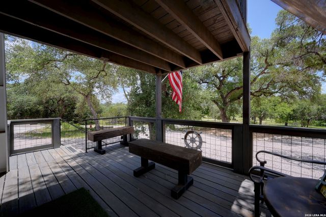 1067 FULLER DR, Canyon Lake, TX 78133