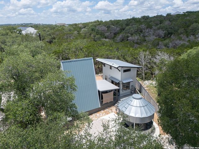 1067 FULLER DR, Canyon Lake, TX 78133