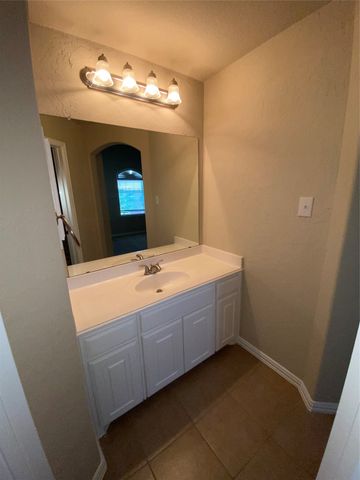 10045 Bluewater Terrace, Irving, TX 75063