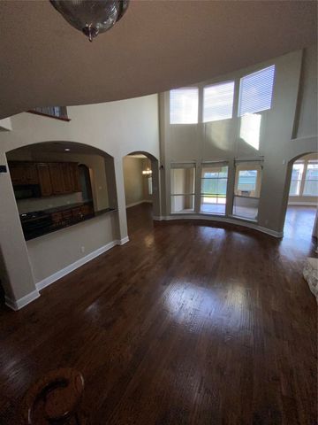 10045 Bluewater Terrace, Irving, TX 75063