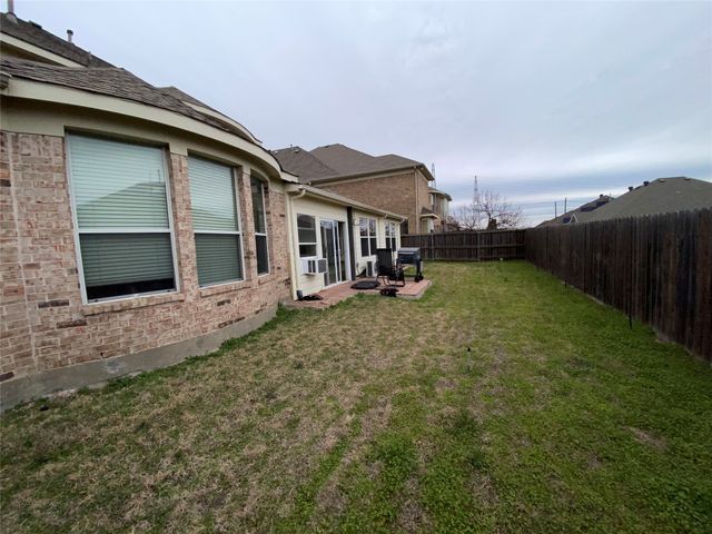 10045 Bluewater Terrace, Irving, TX 75063