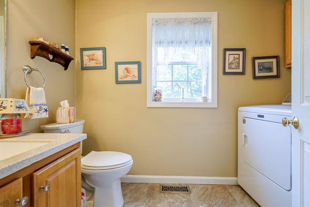 96 Dublin Avenue, Nashua, NH 03063