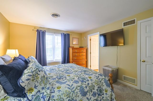 96 Dublin Avenue, Nashua, NH 03063