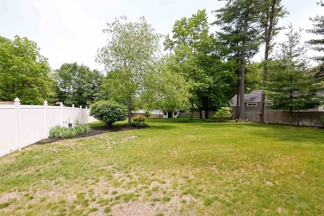 96 Dublin Avenue, Nashua, NH 03063