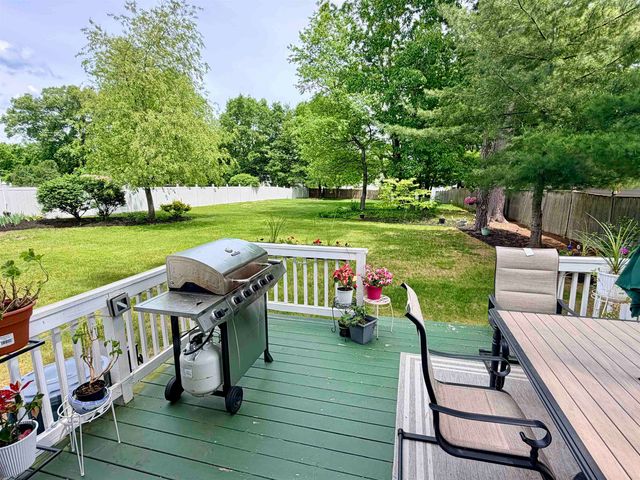 96 Dublin Avenue, Nashua, NH 03063