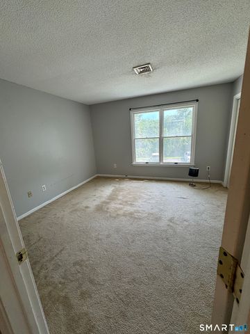 21 Silver Lane B2, East Hartford, CT 06118