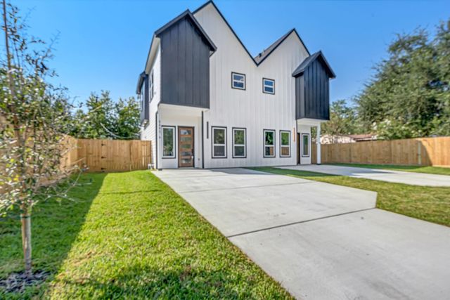 5642 Hirondel Street, Houston, TX 77033