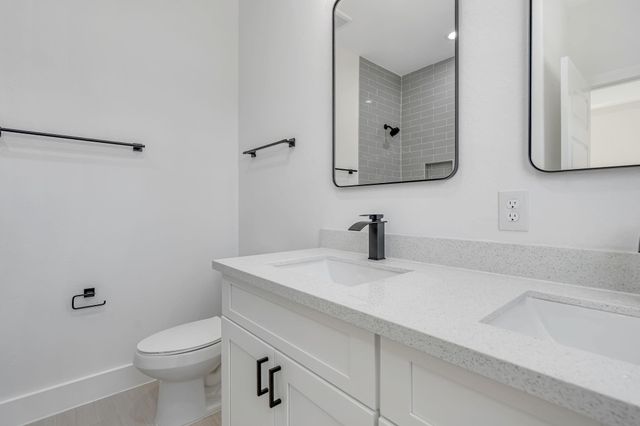 5642 Hirondel Street, Houston, TX 77033