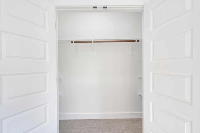 5642 Hirondel Street, Houston, TX 77033