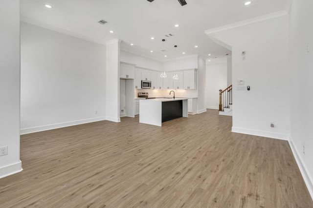 5642 Hirondel Street, Houston, TX 77033