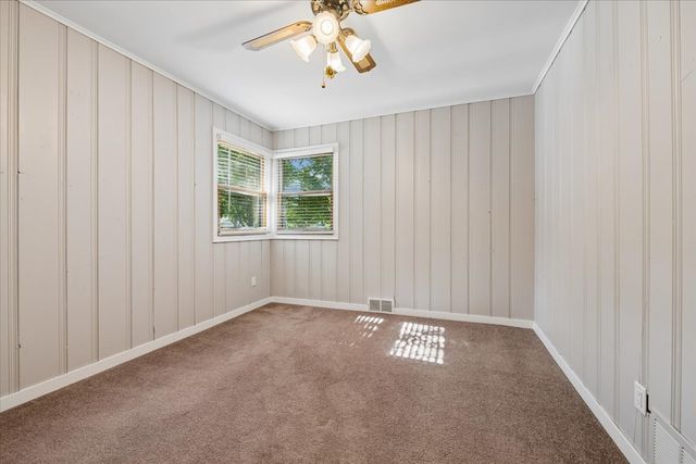 110 W 12th Avenue, Naperville, IL 60563