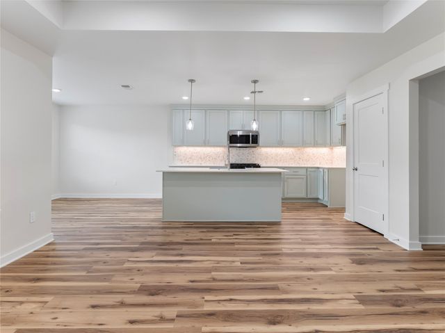 809 Flycatcher Drive, Palacios, TX 77465