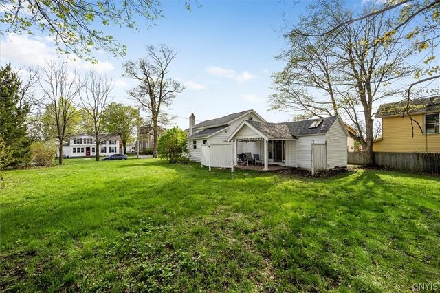603 Clinton St, Manlius, NY 13066