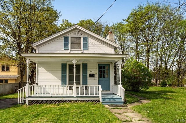 603 Clinton St, Manlius, NY 13066