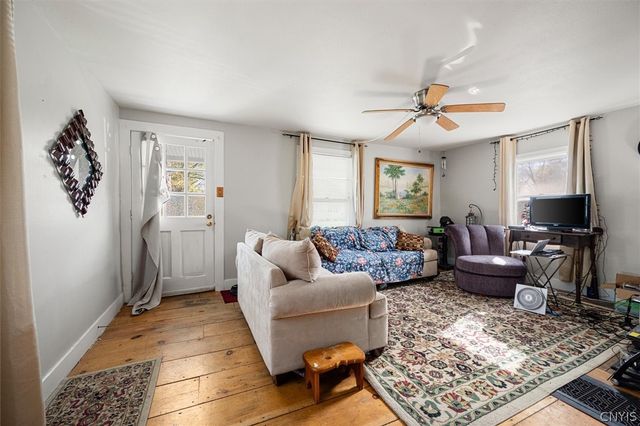 603 Clinton St, Manlius, NY 13066