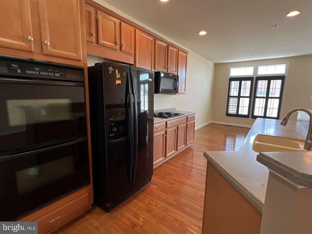 3922 SHAWFIELD LN, Frederick, MD 21704