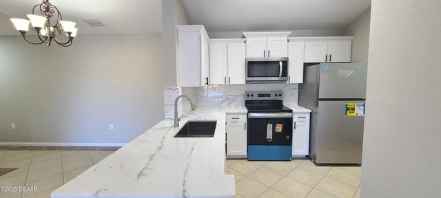 940 Village Trl Unit 4-306, Port Orange, FL 32127