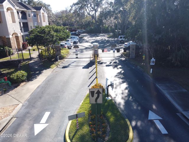 940 Village Trl Unit 4-306, Port Orange, FL 32127