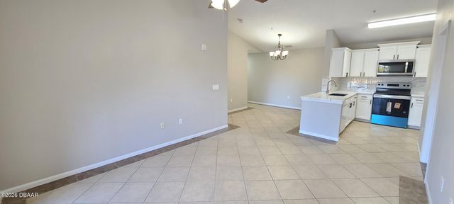 940 Village Trl Unit 4-306, Port Orange, FL 32127