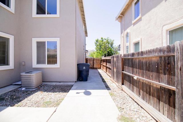 506 Barcelona Drive, Tracy, CA 95377