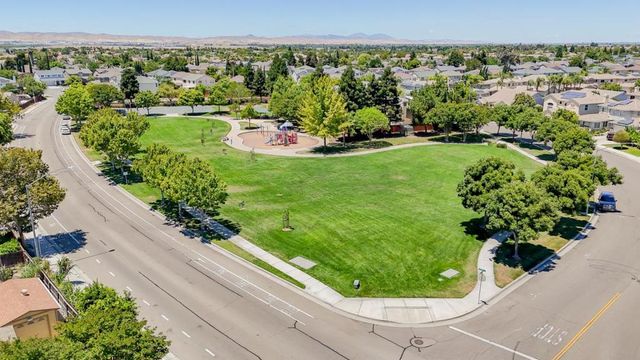 506 Barcelona Drive, Tracy, CA 95377