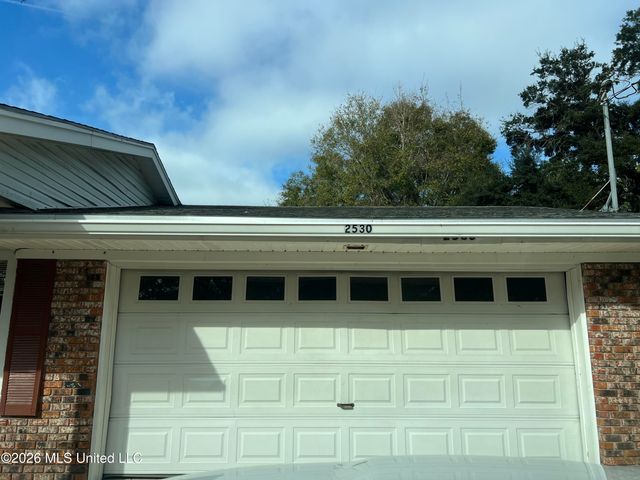 2530 Old Bay Road, Biloxi, MS 39531