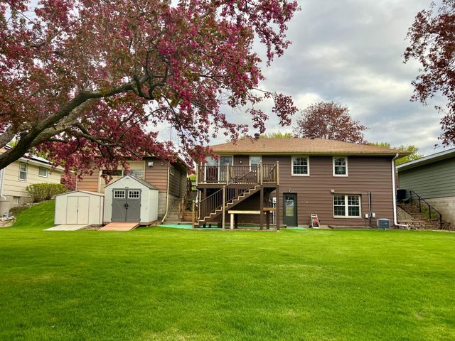 3325 143rd Street W, Rosemount, MN 55068
