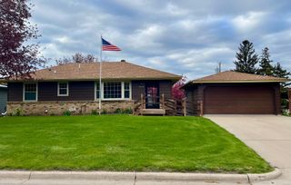 3325 143rd Street W, Rosemount, MN 55068