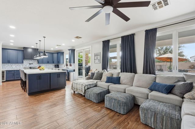 6300 S BLACK HILLS Way, Chandler, AZ 85249