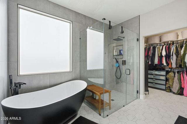 6300 S BLACK HILLS Way, Chandler, AZ 85249