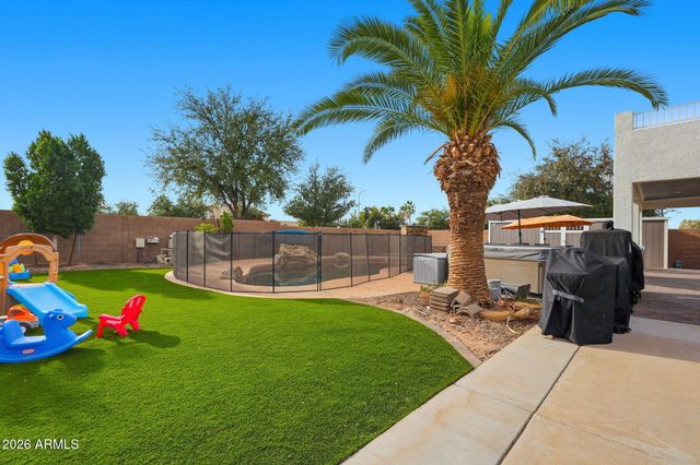 6300 S BLACK HILLS Way, Chandler, AZ 85249