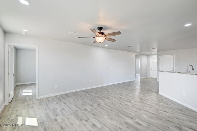 179 S Montgomery Avenue, Corona De Tucson, AZ 85641