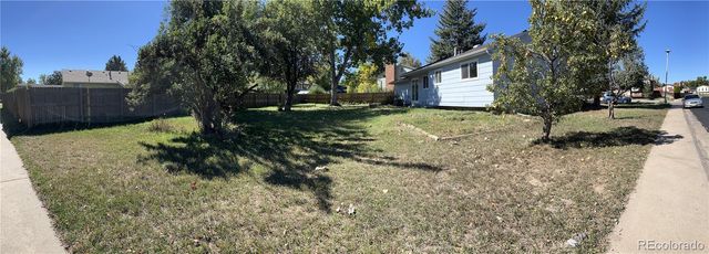 3287 S Dudley Street, Lakewood, CO 80227