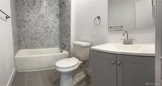 3287 S Dudley Street, Lakewood, CO 80227