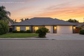 760 E Hollow Way, Dinuba, CA 93618