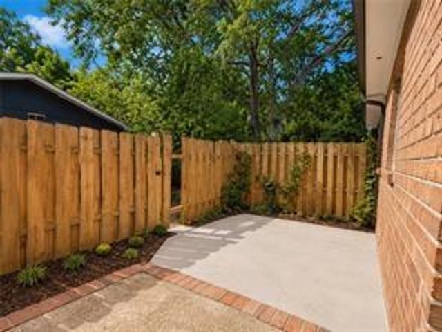1010 Sexton Drive 10, Stone Mountain, GA 30083