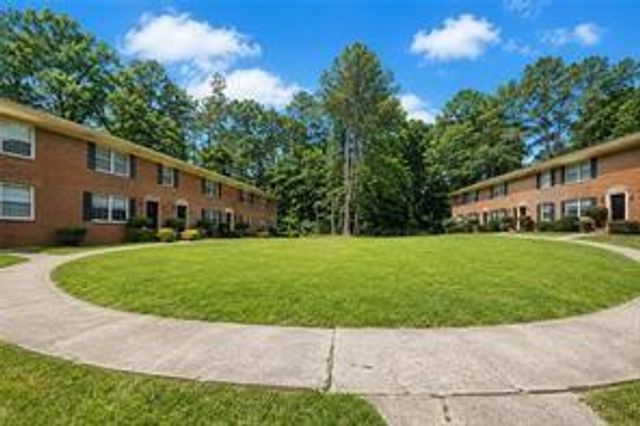 1010 Sexton Drive 10, Stone Mountain, GA 30083