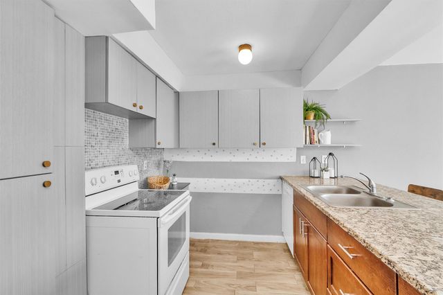 12243 Glenview Drive, Montgomery, TX 77356