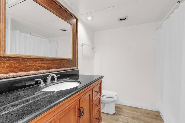 12243 Glenview Drive, Montgomery, TX 77356