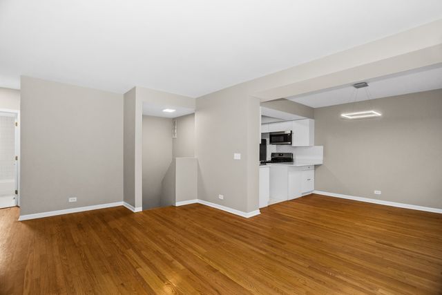 4523.5 S Drexel Boulevard 1E, Chicago, IL 60653