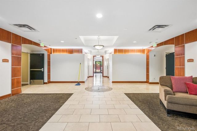 2200 S University Boulevard 403, Denver, CO 80210