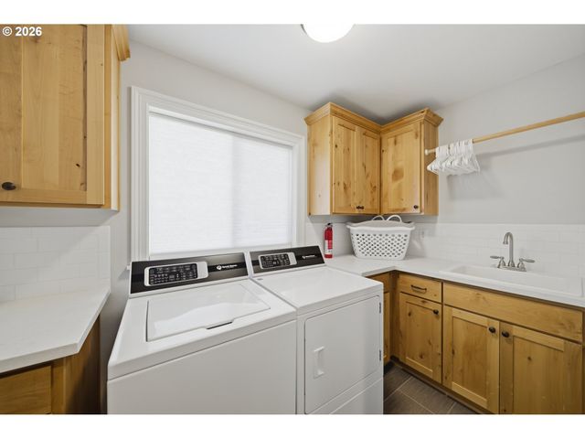 1391 Nw 114TH Ave, Portland, OR 97229