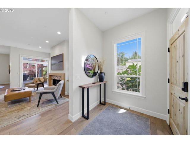 1391 Nw 114TH Ave, Portland, OR 97229