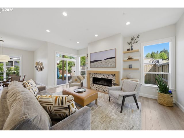 1391 Nw 114TH Ave, Portland, OR 97229